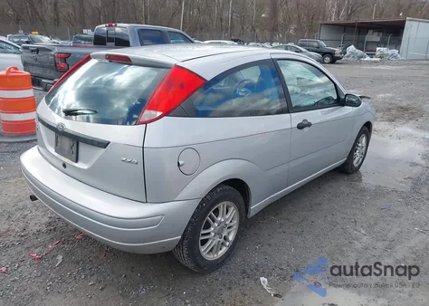 2005 Ford Focus Zx3 из США, поврежденный, VIN 3FAFP31N45R157285